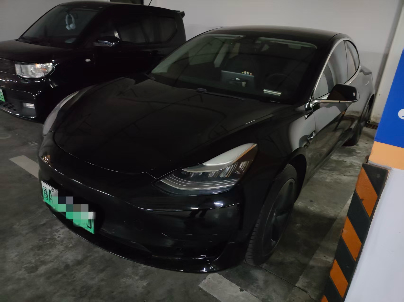 Tesla Model 3 2020 car image #2