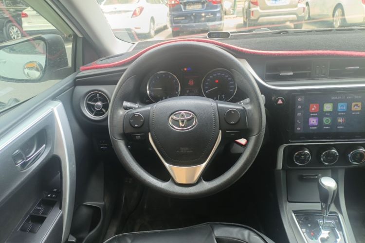 Toyota Corolla 2017 car image #11