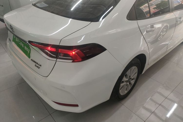Toyota Corolla 2023 immagine di auto #8