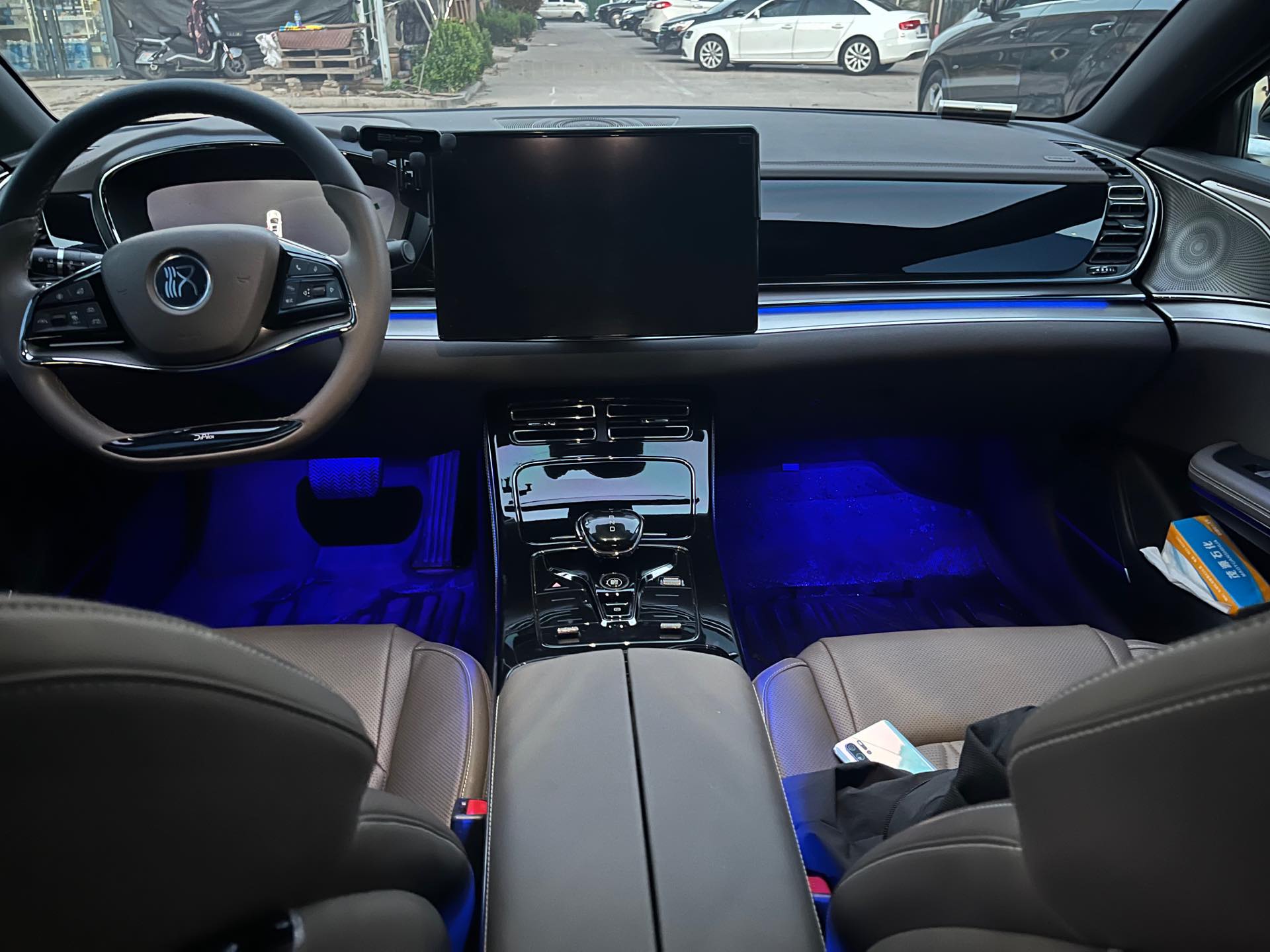 BYD Han 2023 car image #4