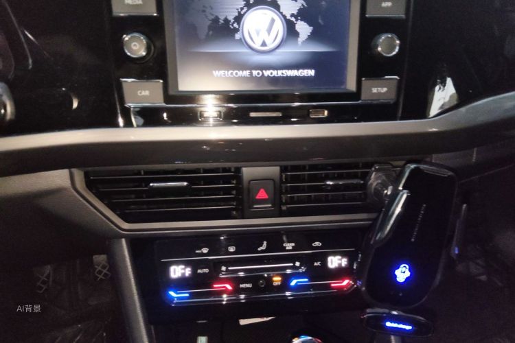Volkswagen Bora 2020 car image #15