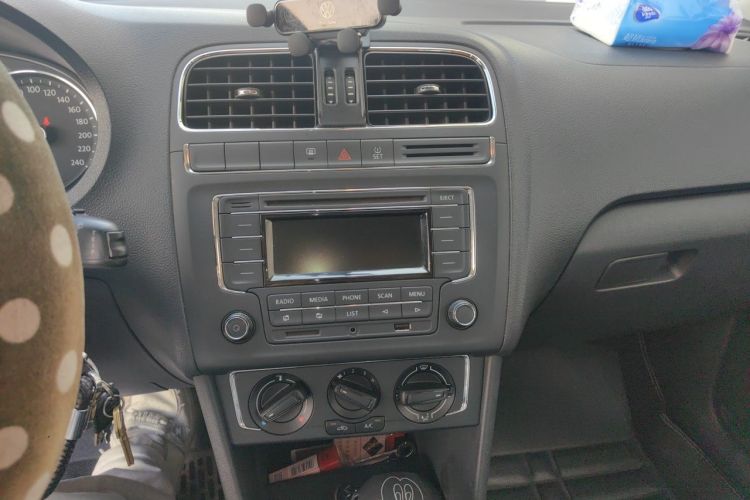 Volkswagen Polo 2015 #13 Volkswagen Polo 2015 imagen de coche #13