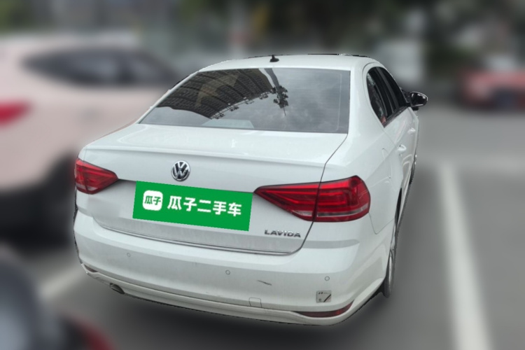 Volkswagen Lavida 2016 car image #4