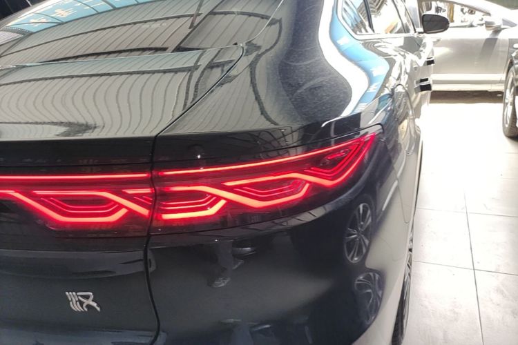 BYD Han 2022 car image #8