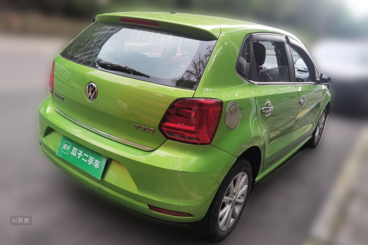 Volkswagen Polo 2015 car image #7