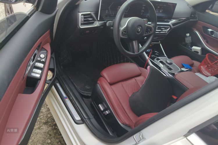 BMW 3 Series 2023 car image #18