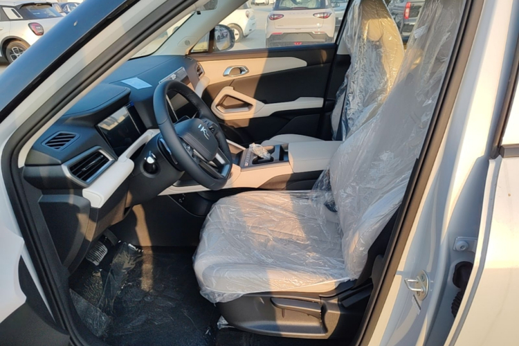 BYD YuanUP 2026 #15 BYD YuanUP 2026 image de voiture #15