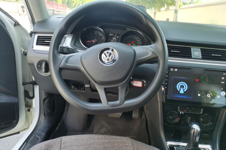 Volkswagen Bora 2021 car image #12