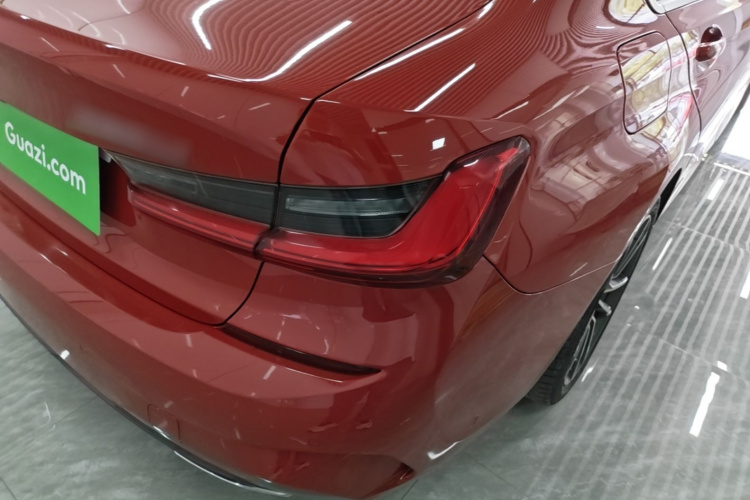 BMW 3 Series 2020 #8 BMW 3 Series 2020 صورة سيارة #8