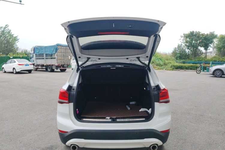 BMW X1 2021 car image #19