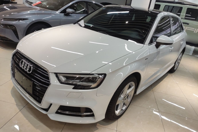 Audi A3 2019 #2 Audi A3 2019 car image #2