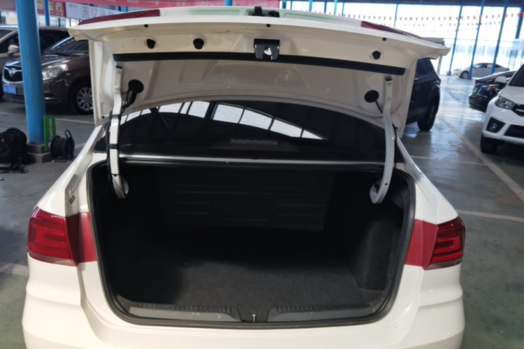 Volkswagen Santana 2018 #19 Volkswagen Santana 2018 car image #19