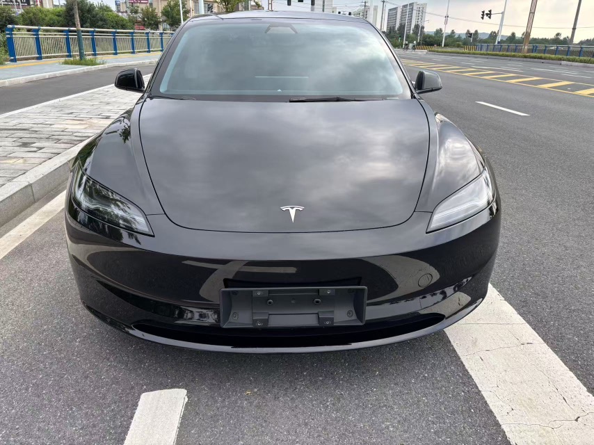 Tesla Model 3 2023 #2 Tesla Model 3 2023 car image #2