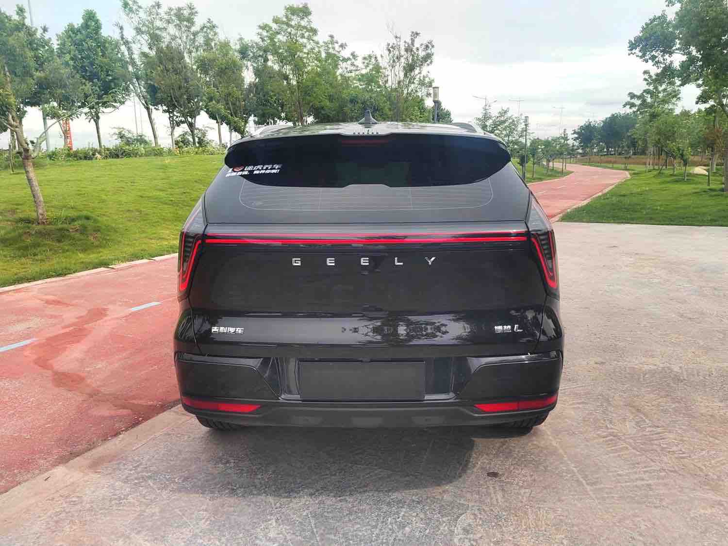 GEELY Boyue L 2025 car image #5