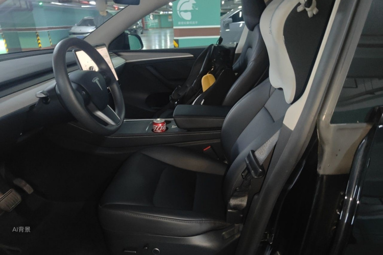 Tesla Model Y 2023 #17 Tesla Model Y 2023 car image #17