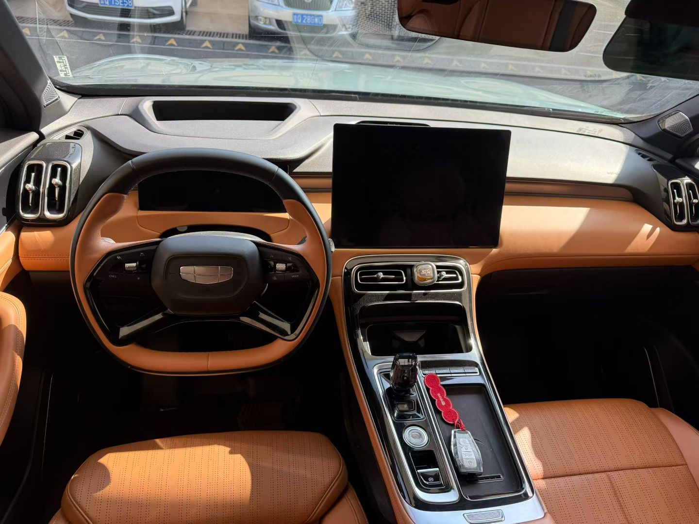 GEELY Boyue L 2025 immagine di auto #2