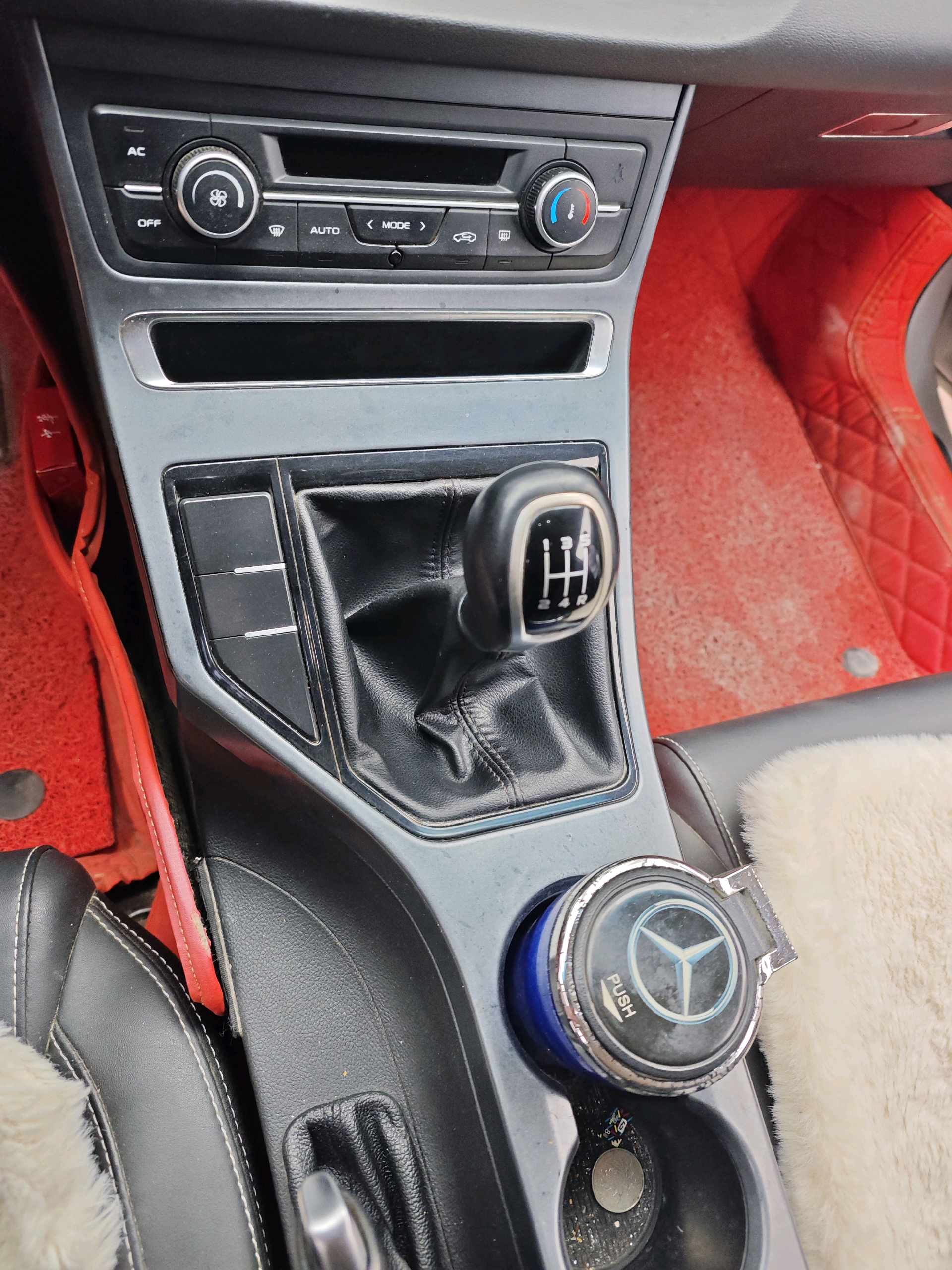 GEELY Emgrand 2019 imagen de coche #7