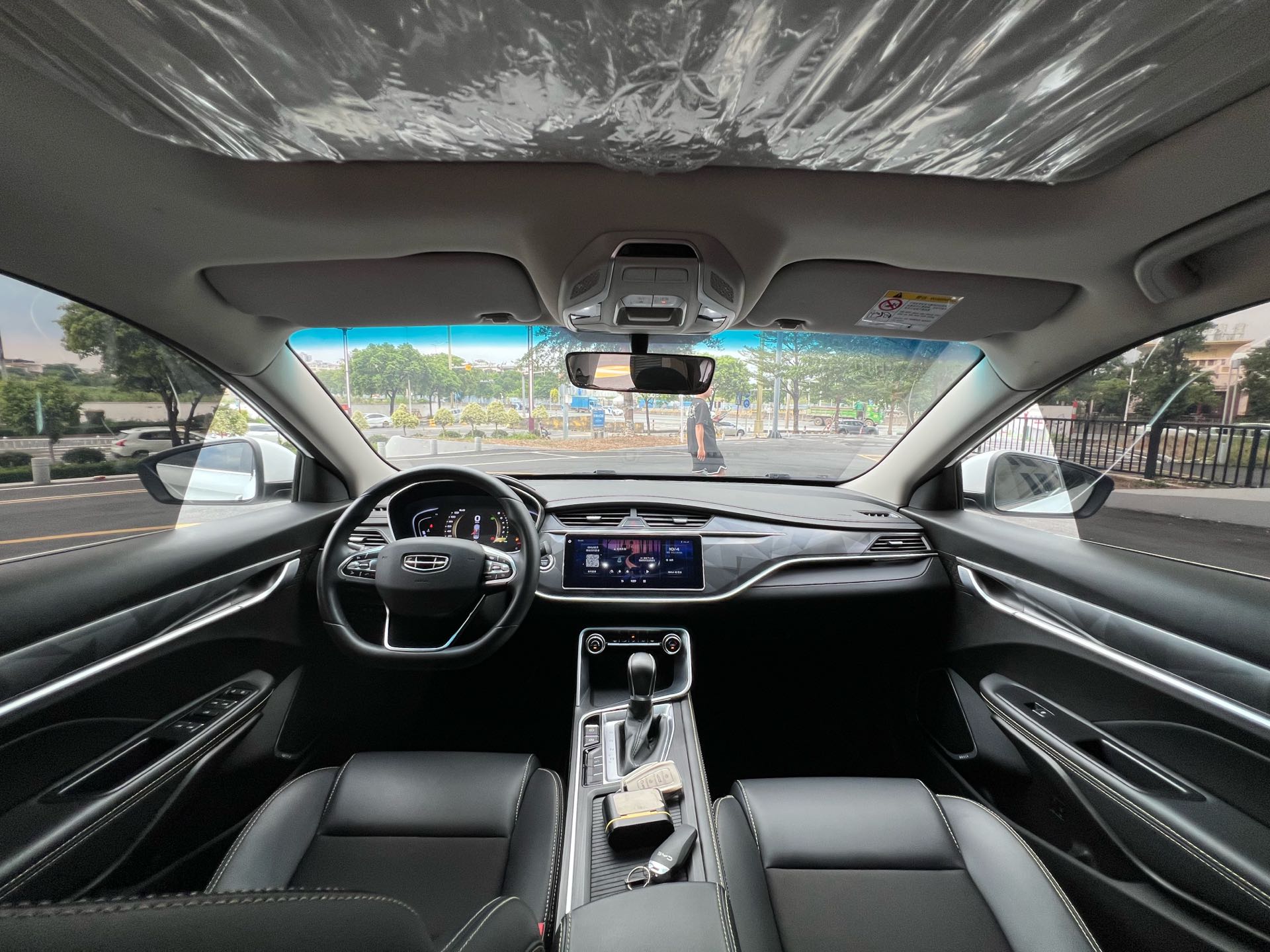 GEELY Binray 2021 car image #11