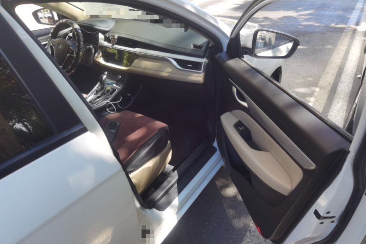 GEELY Emgrand 2019 #24 GEELY Emgrand 2019 car image #24