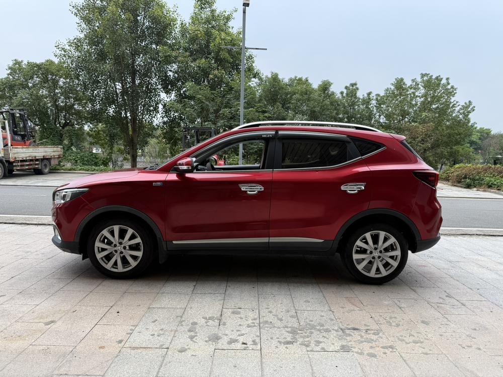MG ZS 2018 #4 MG ZS 2018 car image #4
