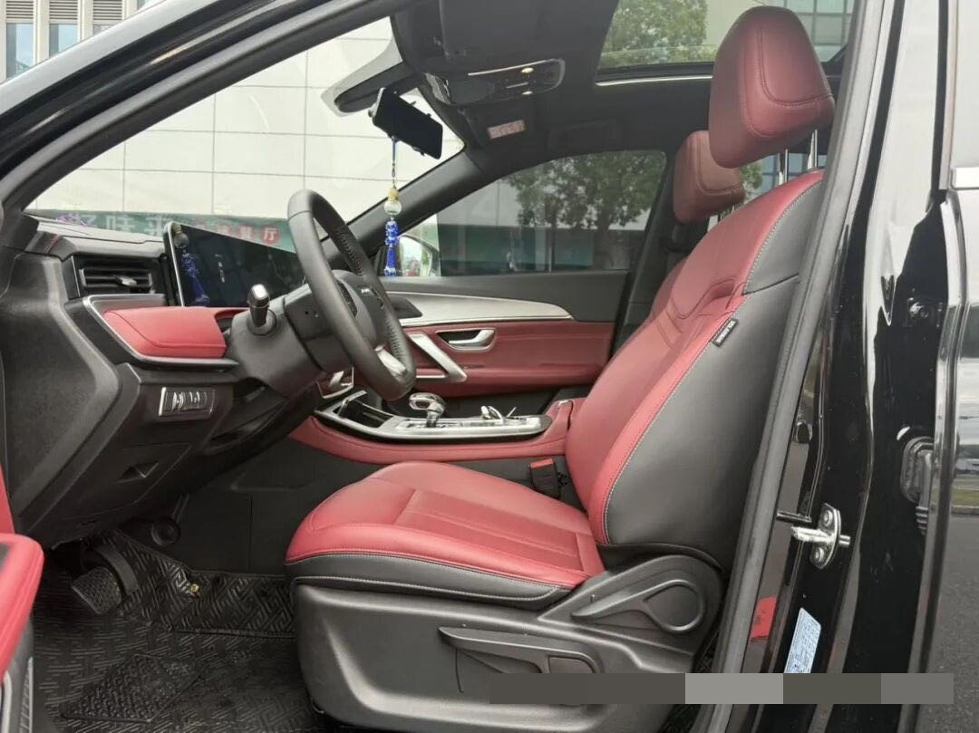 Jetour X70 PLUS 2024 изображение автомобиля #3