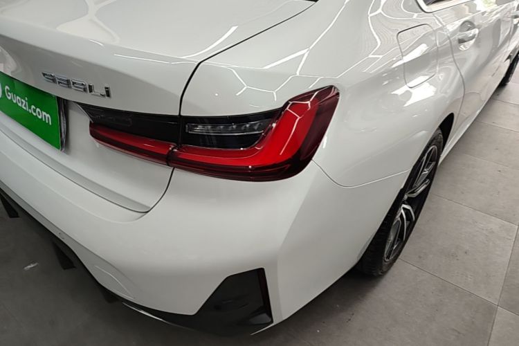 BMW 3 Series 2024 #8 BMW 3 Series 2024 car image #8