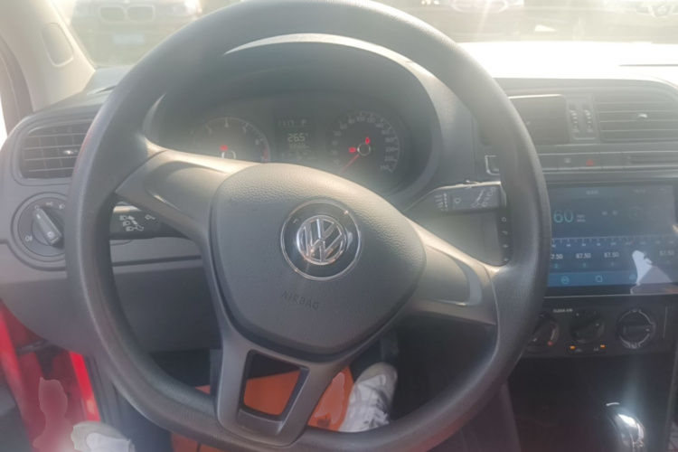 Volkswagen Polo 2017 #11 Volkswagen Polo 2017 car image #11