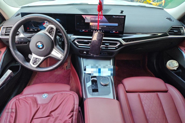 BMW 3 Series 2023 car image #11