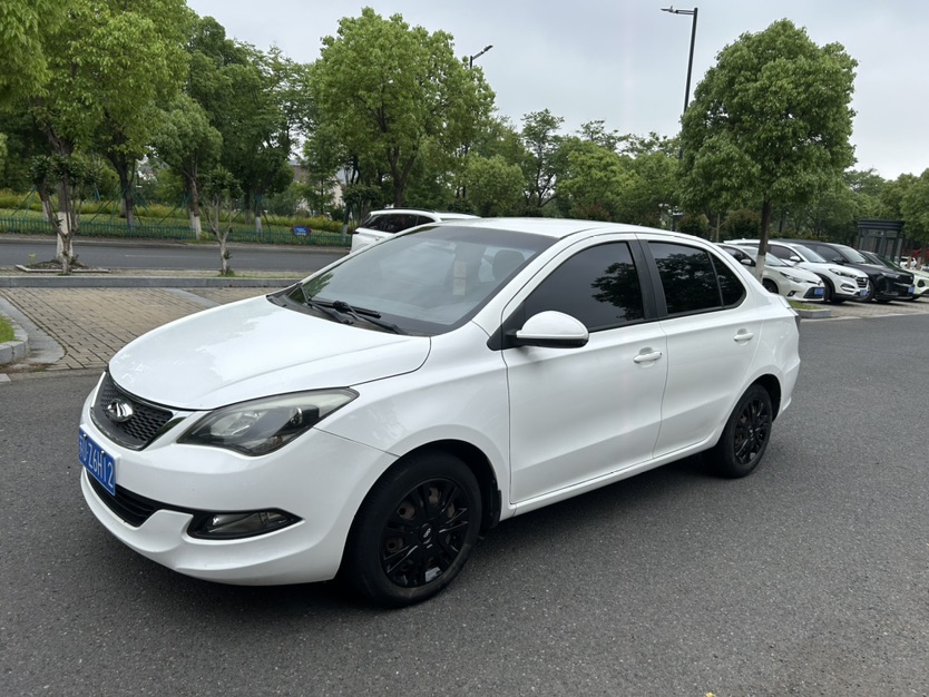Chery Arrizo 3 2015 Chery Arrizo 3 2015 صورة سيارة