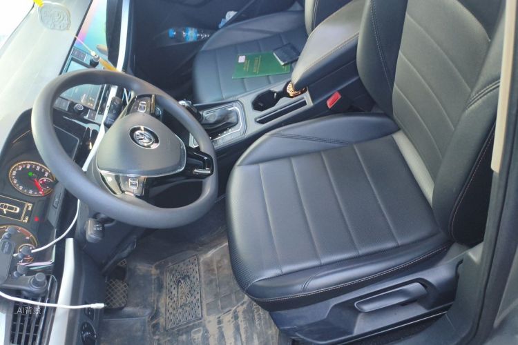 Volkswagen Lavida 2019 car image #17