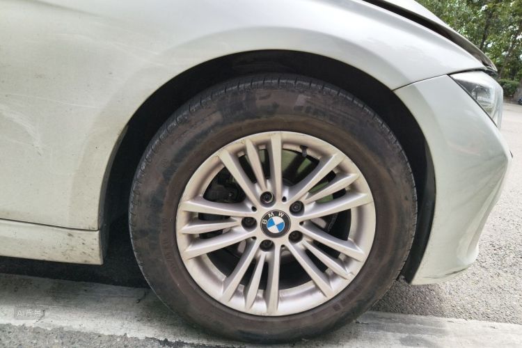 BMW 3 Series 2014 car image #9