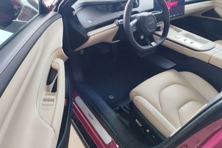 MI SU7 2025 car image #16