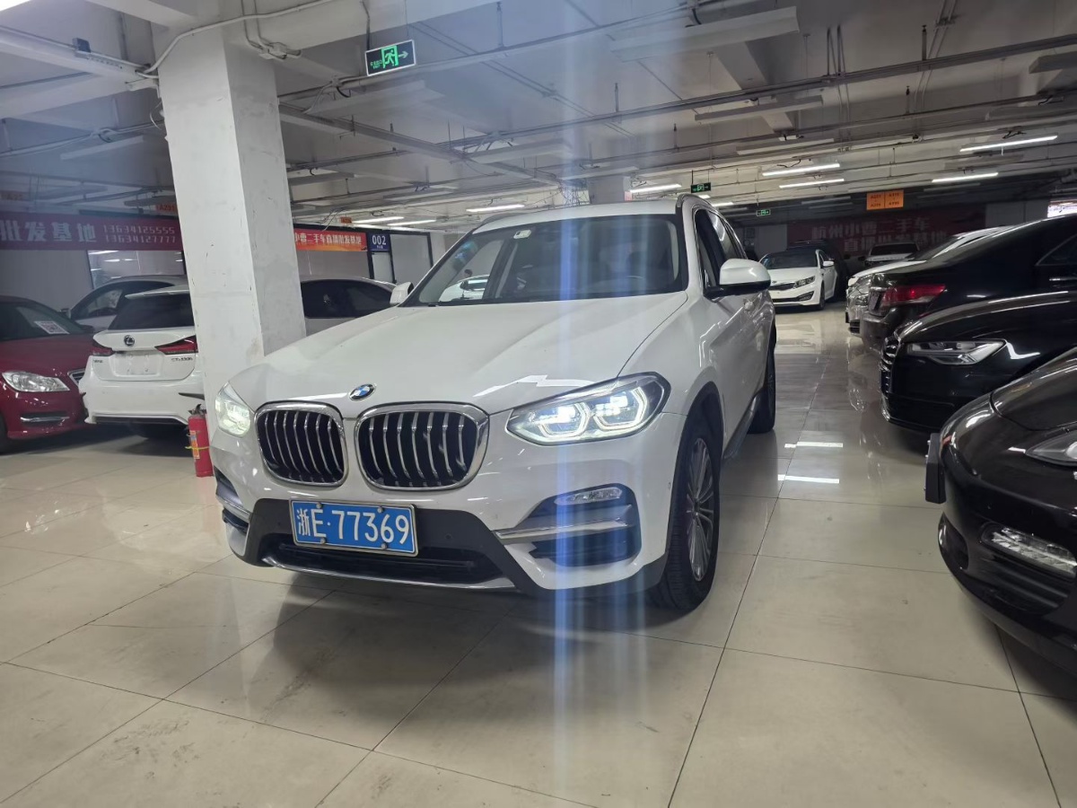 BMW X3 2018 BMW X3 2018 car image
