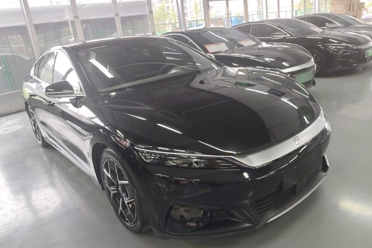 BYD Han 2023 car image #4