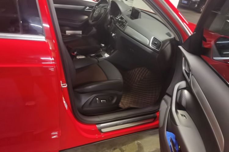 Audi Q3 2017 #27 Audi Q3 2017 car image #27
