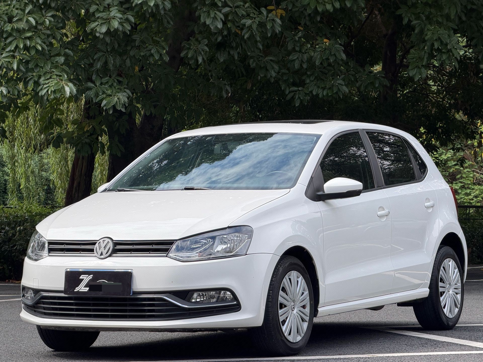 Volkswagen Polo 2017 Volkswagen Polo 2017 car image