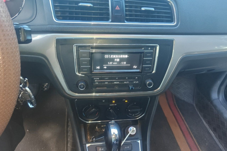 Volkswagen Lavida 2016 car image #17