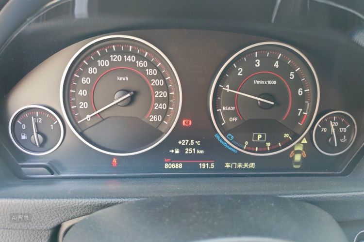BMW 3 Series 2018 car image #8