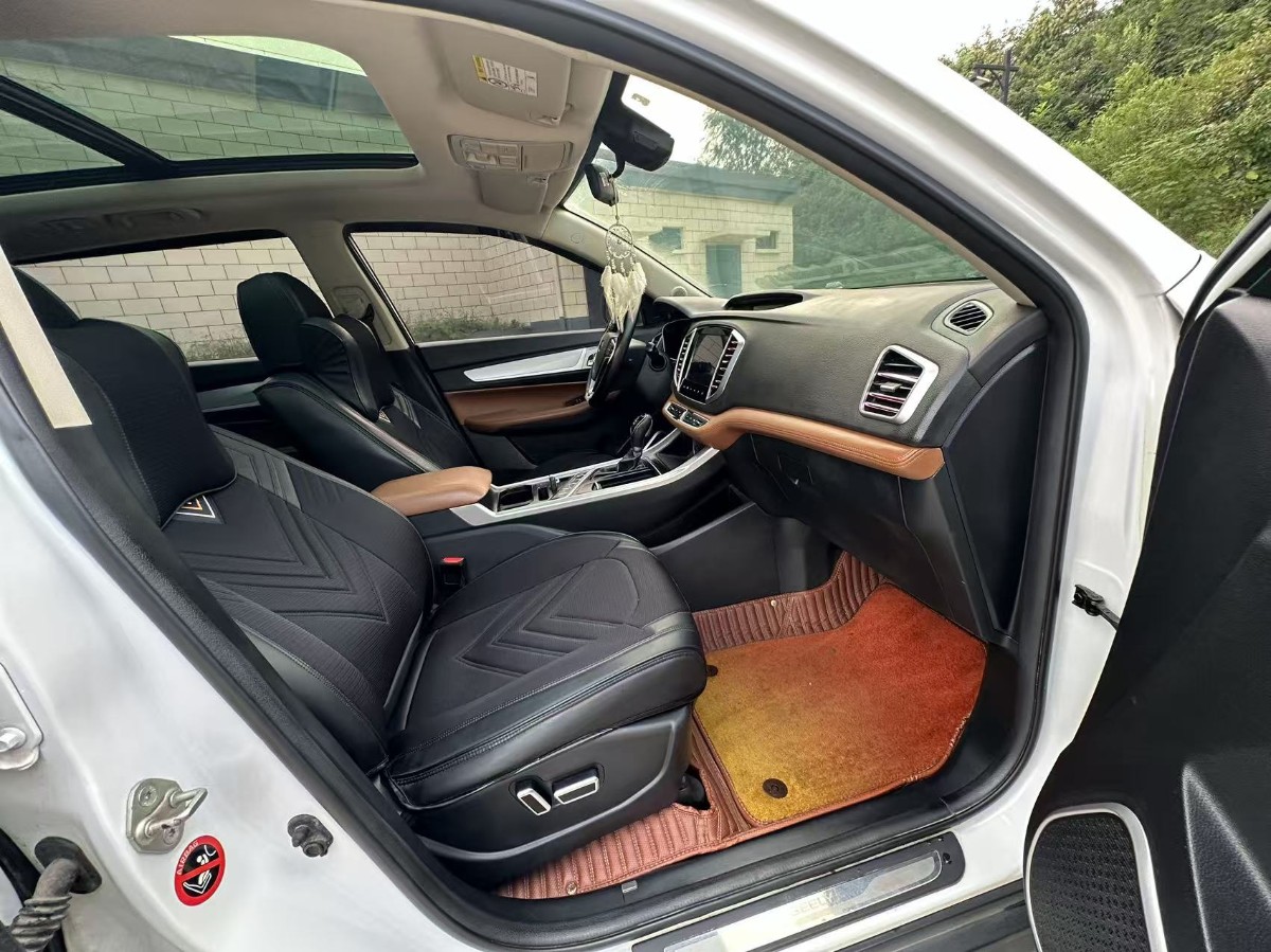 GEELY Vision X6 2019 car image #5