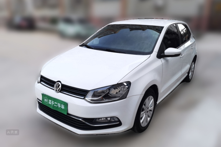 Volkswagen Polo 2015 car image #2
