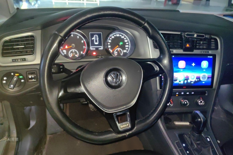 Volkswagen Golf 2015 car image #12