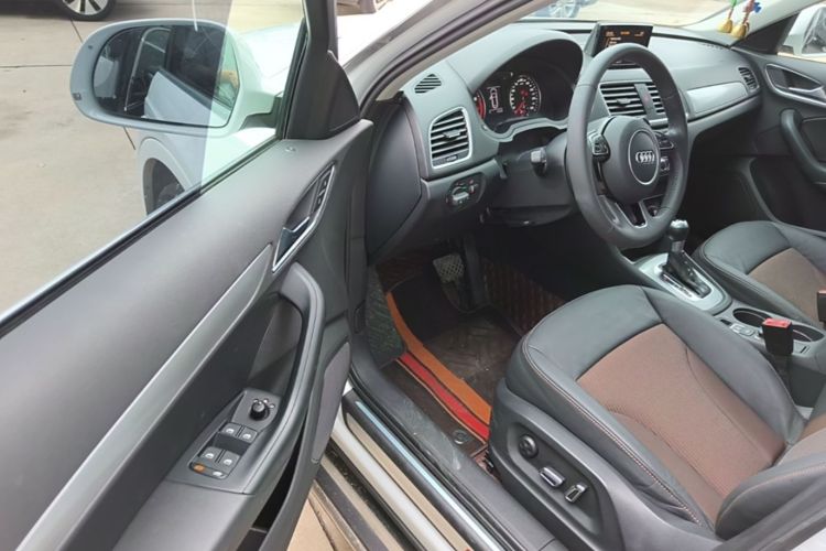 Audi Q3 2019 #16 Audi Q3 2019 car image #16
