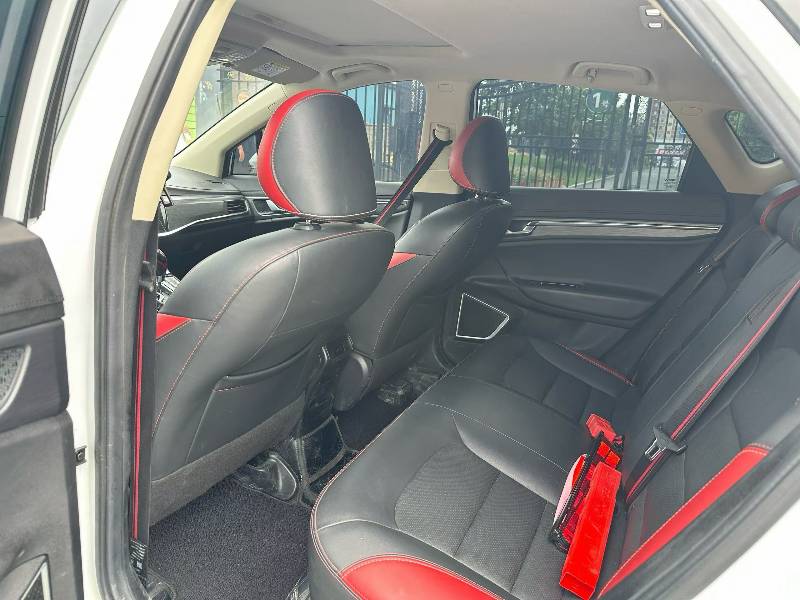GEELY Emgrand GS 2021 car image #6