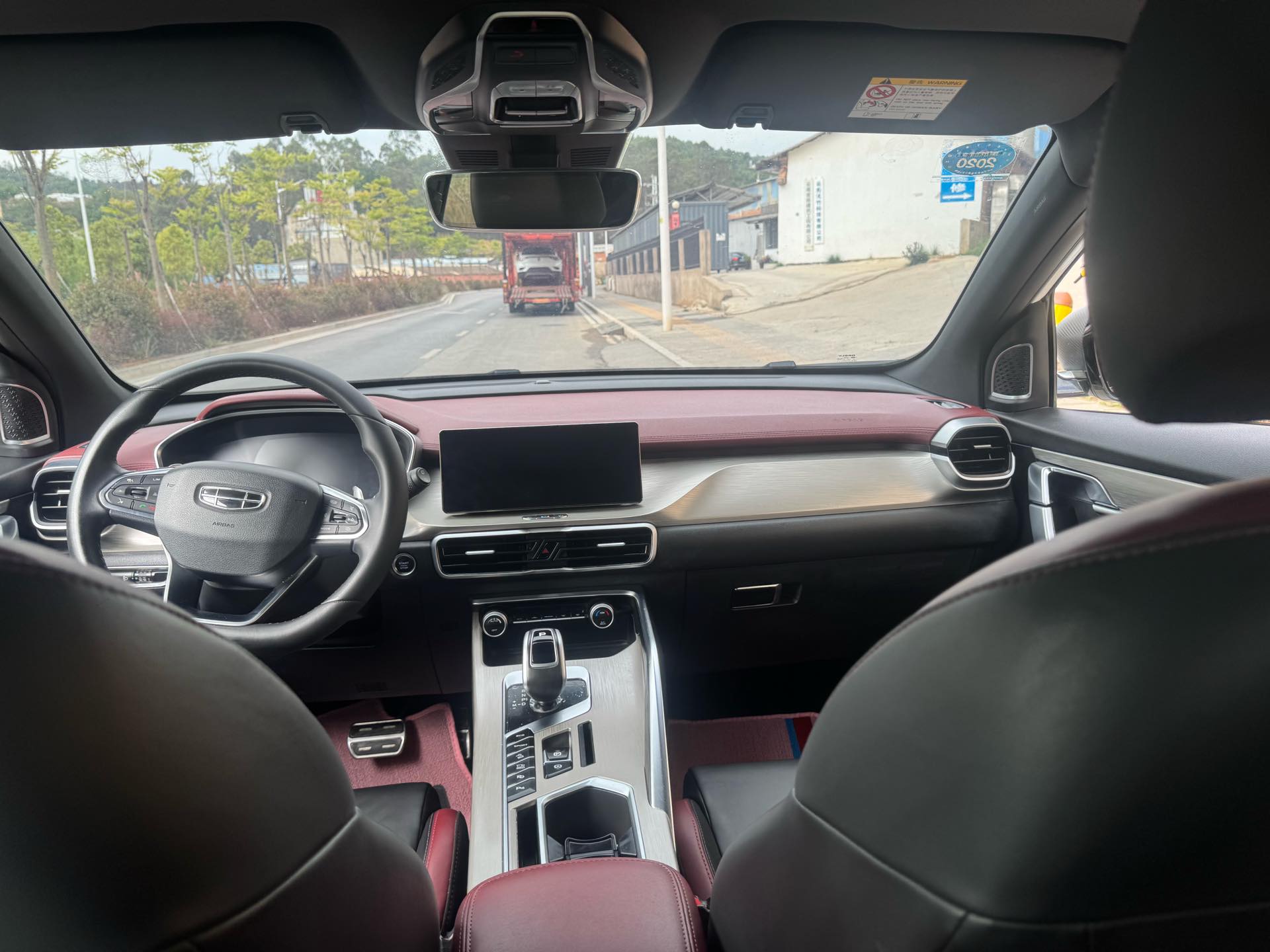 GEELY Coolray 2019 car image #6