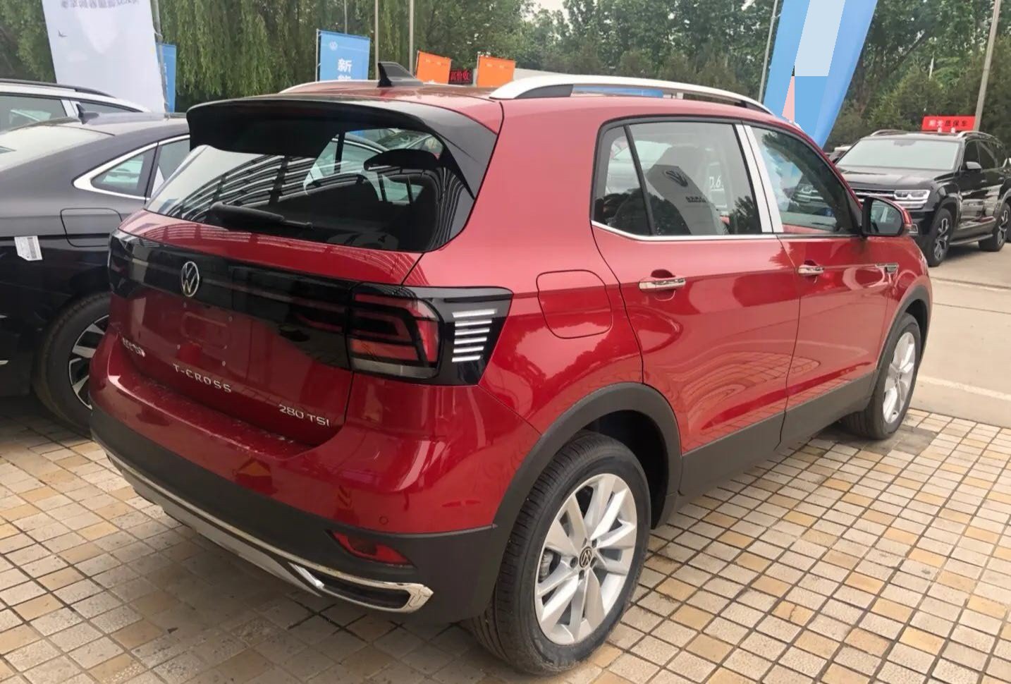 Volkswagen T-Cross 2022 car image #6