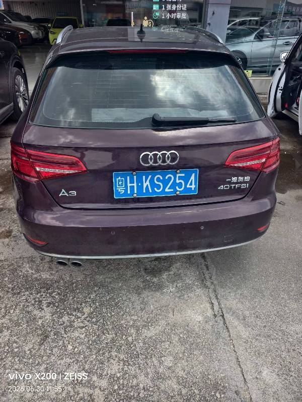 Audi A3 2019 car image #8