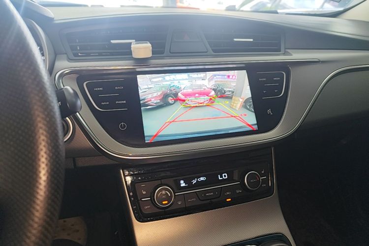 GEELY Emgrand GL 2018 car image #17