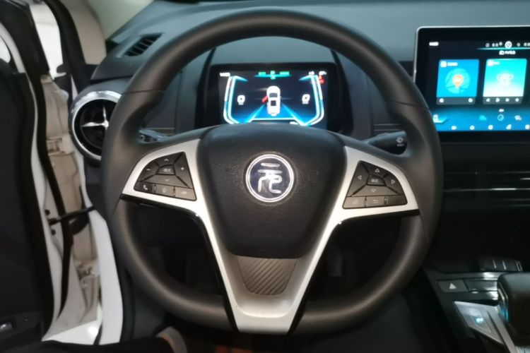 BYD Yuan New Energy 2019 #11 BYD Yuan New Energy 2019 car image #11