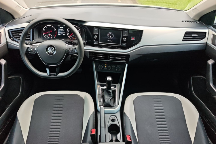 Volkswagen Polo 2019 car image #10