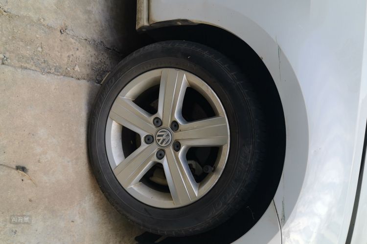 Volkswagen Golf 2017 car image #9
